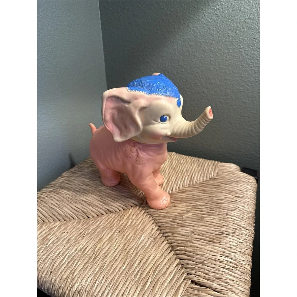 Pink Elephant Squeak Toy Vintage 1960s Circus Collectible The Sun Rubber Co